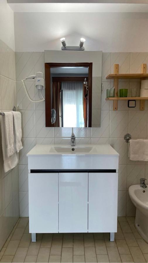 Pensao Vista Bela Hotel Миранда до Дуро Екстериор снимка